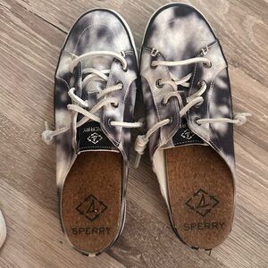 SPERRY slip ons woman’s size 7